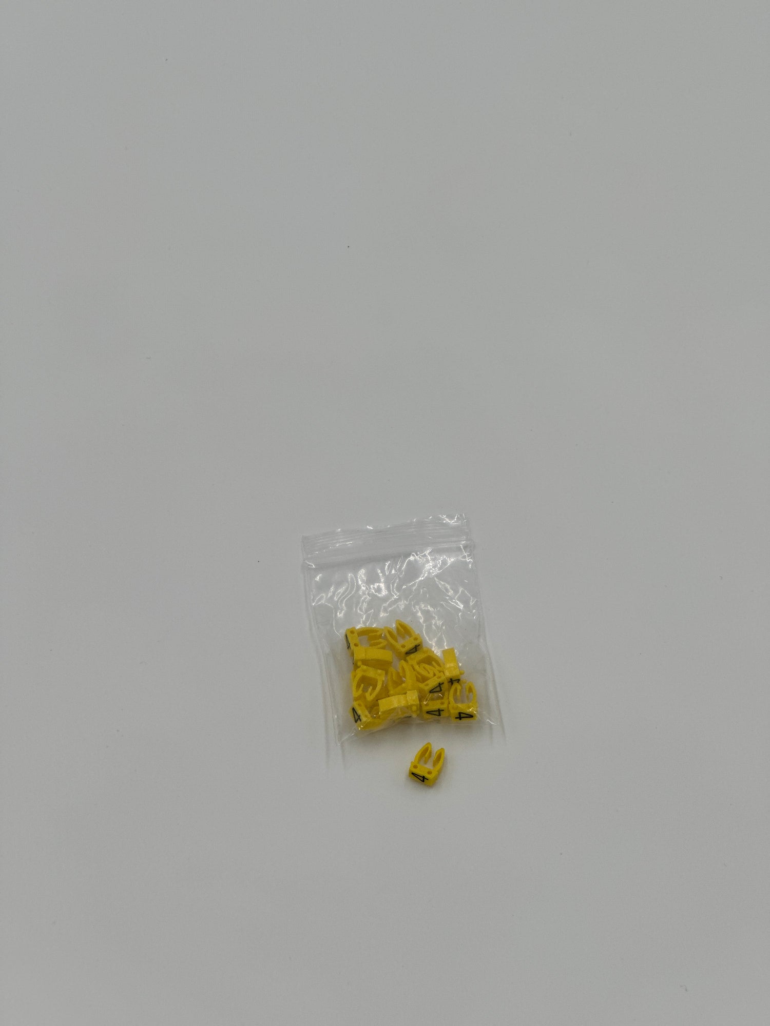 Replacement wire tag for (14 and 16 gauge wire) *15 pcs. per bag