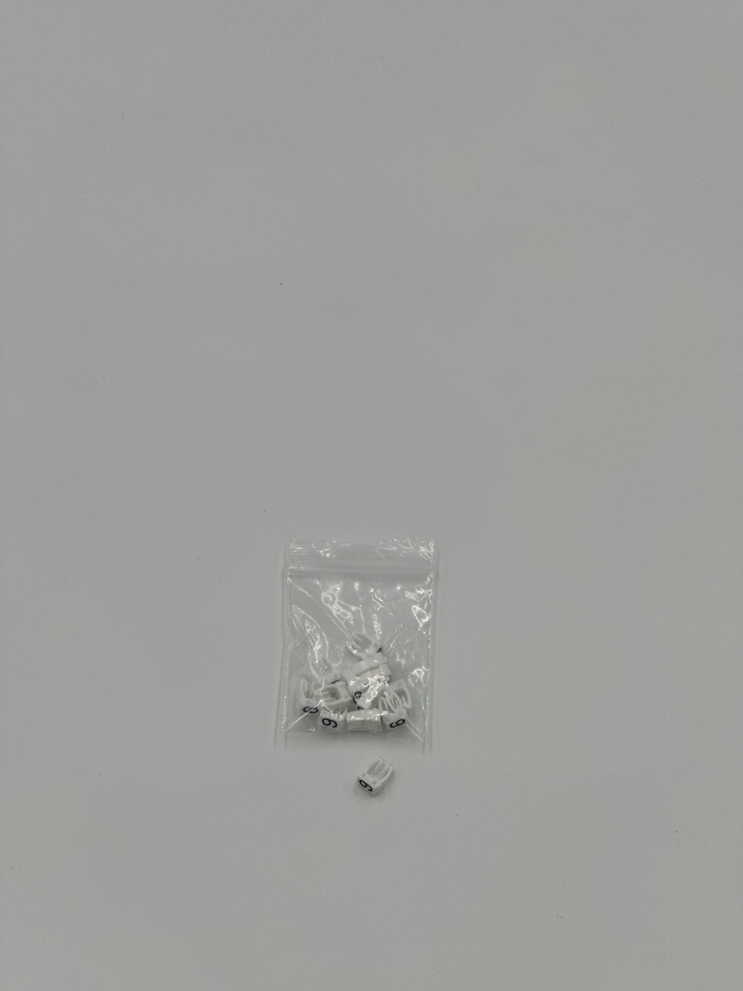 Replacement wire tag for (14 and 16 gauge wire) *15 pcs. per bag
